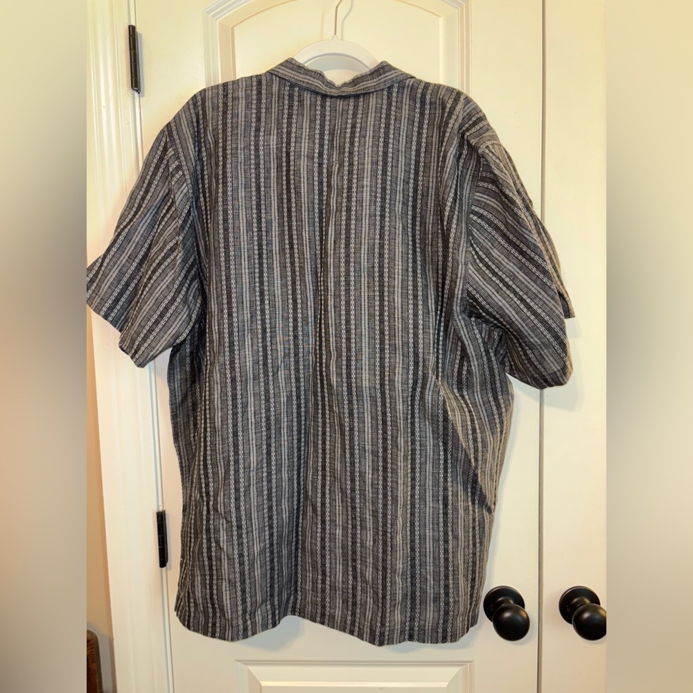Tommy Bahama Hawaiian Shirt - Picture 3 of 3